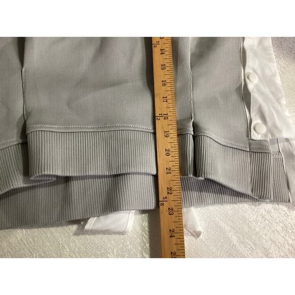 The Vault sleeveless ribbed knit boxy silhouette top pleated front Large gray - Picture 5 of 7